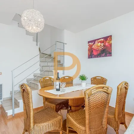 Apartamento Sun Village Con Vistas Al Golfo De Rosas Y A La Sierra Verdera